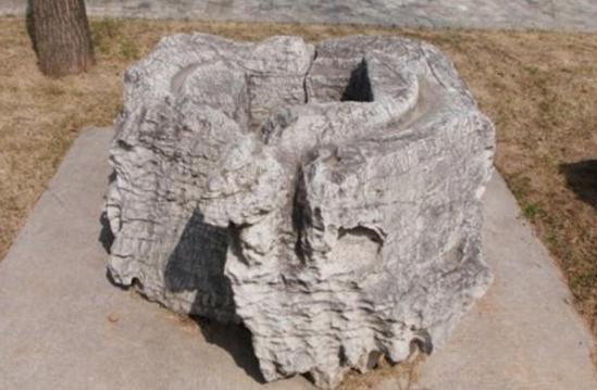 “镇北将军”南平王萧伟，为何晚年却“崇信佛理”