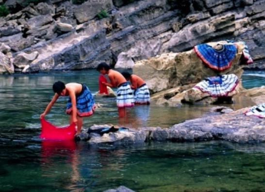 旧石器时代晚期：母系氏族公社的历史发展