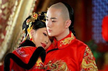 嫁给末代皇帝都很危险,婉容的父亲为何还将婉容嫁给溥仪