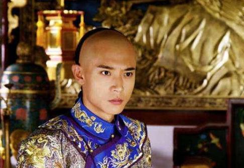 康熙嫡子胤礽监国期间深受百官好评,为何后来会被康熙废掉