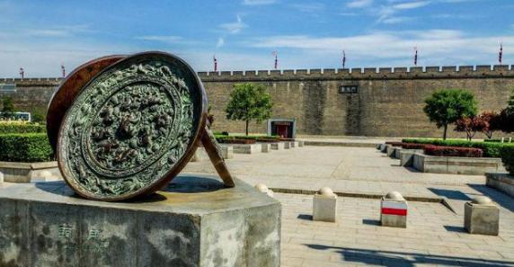 中国四大古都之一，半坡文化的发源地