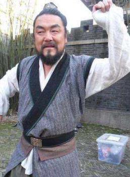 武松醉打蒋门神之前为啥要调戏蒋门神小老婆