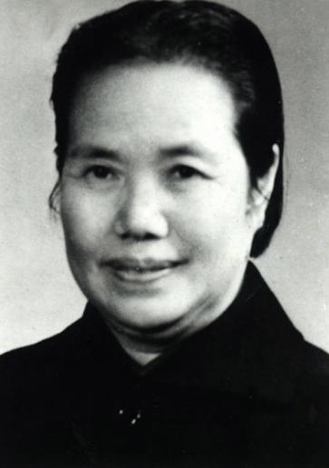 "三花一娟"：姚水娟的经典戏作及评价