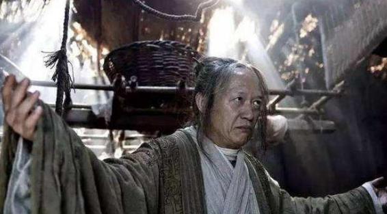 明朝史上穷死的一位皇帝，打仗还要和大臣借钱