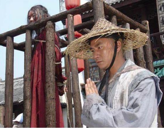 这个死囚将被处决，皇帝问他家是哪儿的后竟被赦免