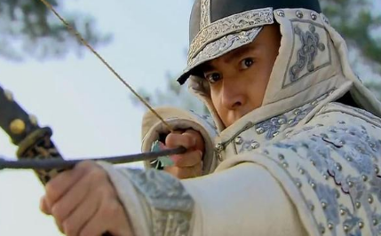 多尔衮是因为爱情放弃皇位的吗 实际情况却是被迫放弃的