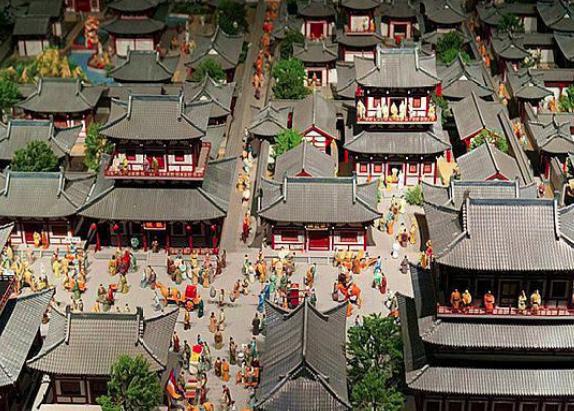 张全义卖主求荣四十年,救了一座城却至今被人歌颂