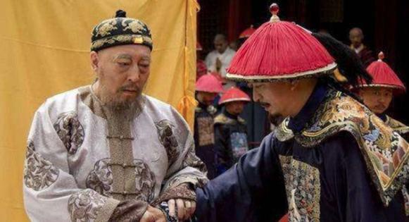 清朝大臣尹嘉铨：70岁被赐死，行刑前吃肉喝酒被乾隆免罪