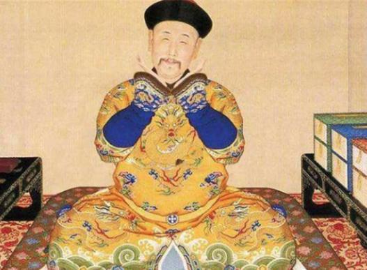 清朝大臣尹嘉铨：70岁被赐死，行刑前吃肉喝酒被乾隆免罪