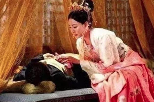 历史上死因最奇葩的三位皇帝,有一位搬鼎砸死自己