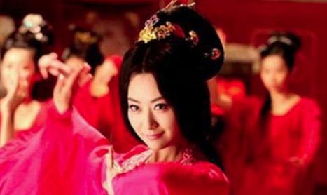 五代最为低调的皇后，晚年被逼迫自焚