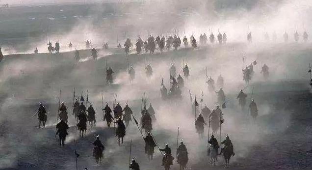 燕国妄图痛打落水狗,却差点被灭国?谁知对方瘦死的骆驼比马大!