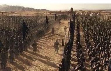 燕国妄图痛打落水狗,却差点被灭国?谁知对方瘦死的骆驼比马大!