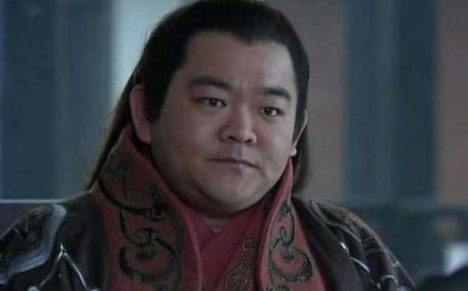 此人喝酒误事差点被刘备杀掉，诸葛亮极力担保说其是“社稷之器”