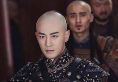 皇太极继位与三大贝勒平起平坐，用14年下了一盘好棋！