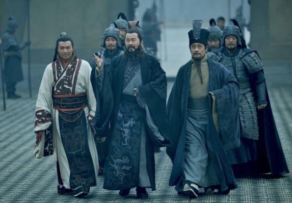 赤壁之战曹操大败，他的四大谋士没出主意吗