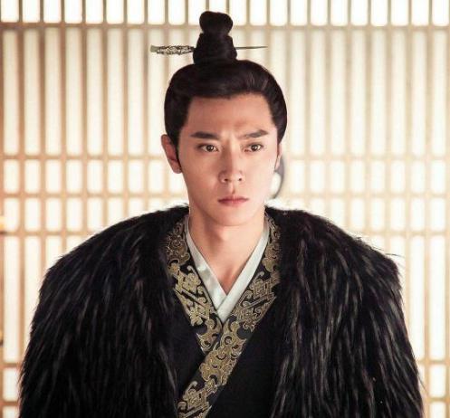 隋文帝对付突厥的手段是什么