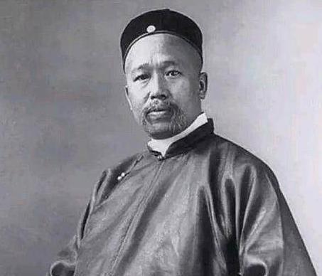 康有为除了长得漂亮之外 还有一个共同的特点