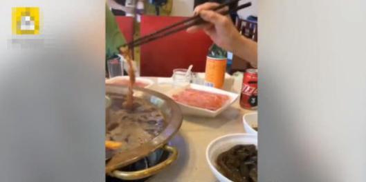 成都98岁老奶奶爱吃牛油火锅爱喝可乐，称长寿秘诀就是保持良好的心态