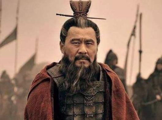 曹操做了一个梦，让他一生都不敢称帝是真的吗