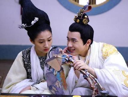 古时候妻子主动给丈夫纳妾为何还会苦不堪言呢 也不看看那个小妾长什么样子