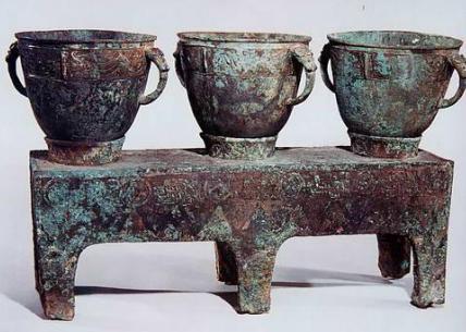 古代人们吃饭都吃些什么食物 大臣和百姓的有区别呢