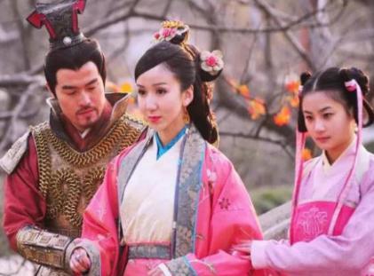 古人的服饰袖子口一般都很大 装进去的东西会不会掉下来呢