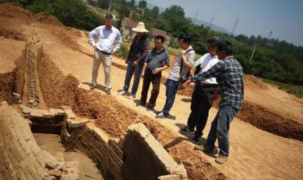 湖南挖出20万字失传古籍，秦始皇被冤枉了上千年！