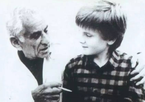 伦纳德·伯恩斯坦有着哪些轶事典故