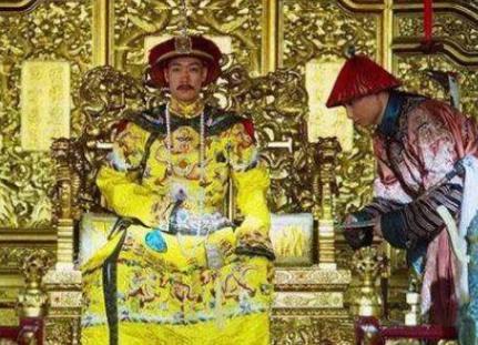 古代接旨到底是什么样 真的要全家都下跪迎接吗