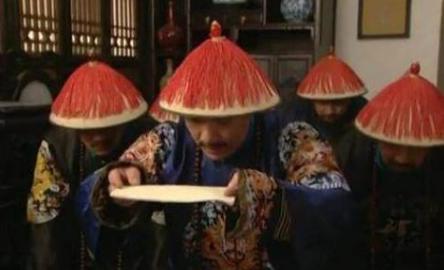 古代接旨到底是什么样 真的要全家都下跪迎接吗