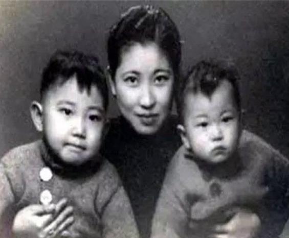 盘点民国时期携手到老的姻缘，朱梅馥是因她宽容