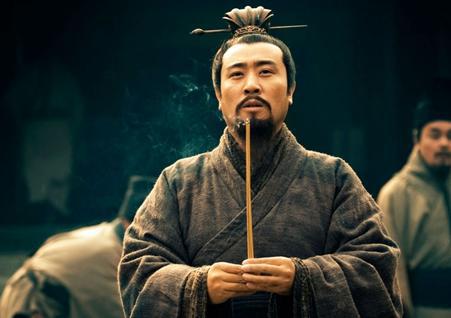 诸葛亮出山真的是因为刘备的三顾茅庐吗 说白了都是套路