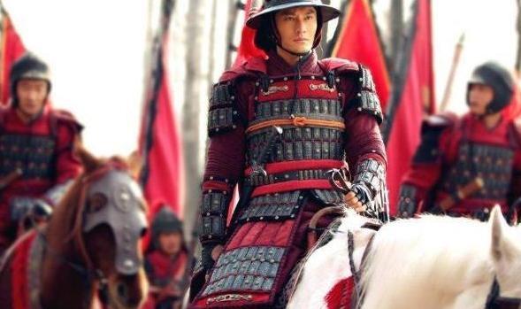 岳飞背后的字真的是“精忠报国'吗