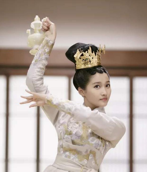 生性放荡的山阴公主刘楚玉,为何对一名吏部郎官情有独钟?