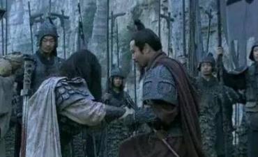 刘备摔阿斗的是出于什么目的 他的真正用意到底是什么样的