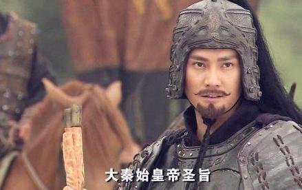 历朝历代的皇帝都喜欢杀功臣 为何秦始皇却没有动他们呢