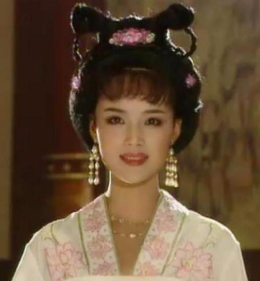 上官婉儿已举世瞩目的权臣，为何还不满足