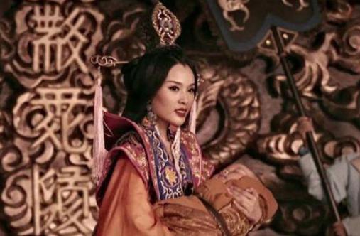 他13岁时爱上嫂子，为了娶她竟灭其母亲满门