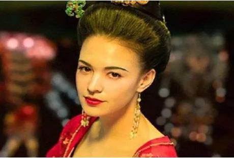 揭秘：历史上杨玉环的死到底应该怪谁