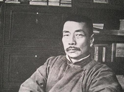 同样是被强制的婚姻，徐志摩被骂渣，鲁迅的做法却很君子