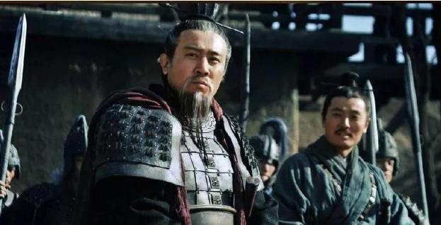 他比吕布背叛主子的次数还多,为何却还敢骂吕布为“三姓家奴”?