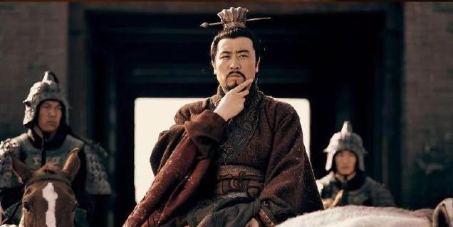 他比吕布背叛主子的次数还多,为何却还敢骂吕布为“三姓家奴”?