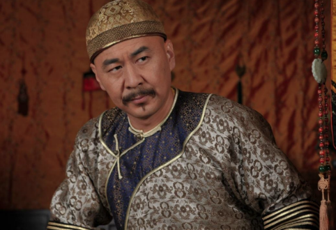 她只是乾隆一个小小的侍妾，为何最后能和乾隆合葬