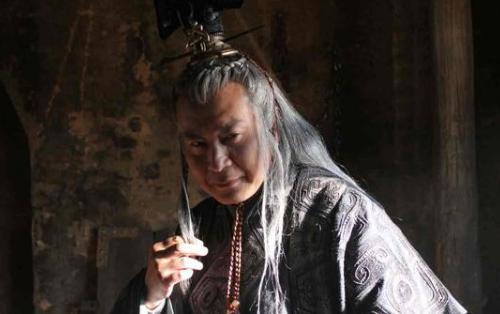 窦武、何进和宦官之间的争斗！窦武、何进为何斗不过宦官