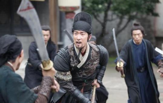 朱元璋杀了十五万贪官无法治贪，雍正只用三招吓破贪官