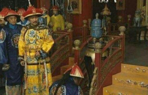 岳钟琪是什么来历