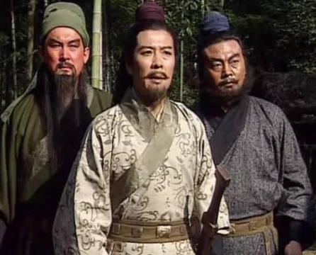 三国志和三国演义有什么区别 哪一个更接近历史呢