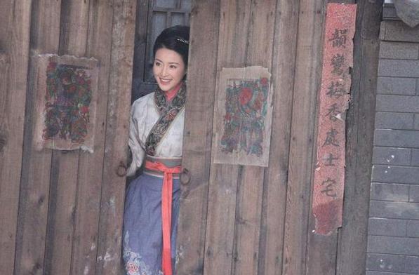 明代女性穿着上有什么选择