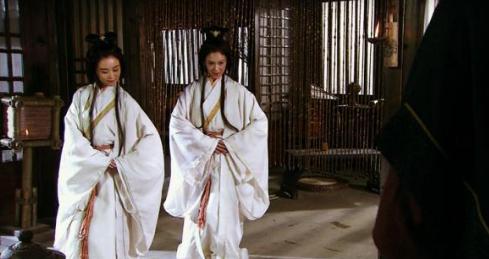 周瑜孙策英年早逝跟大乔小乔有关系吗